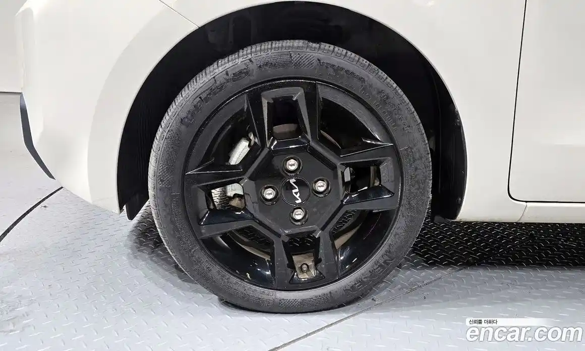 Kia Ray 2024 1.0 Автомат в Москве № 613459, фото 5