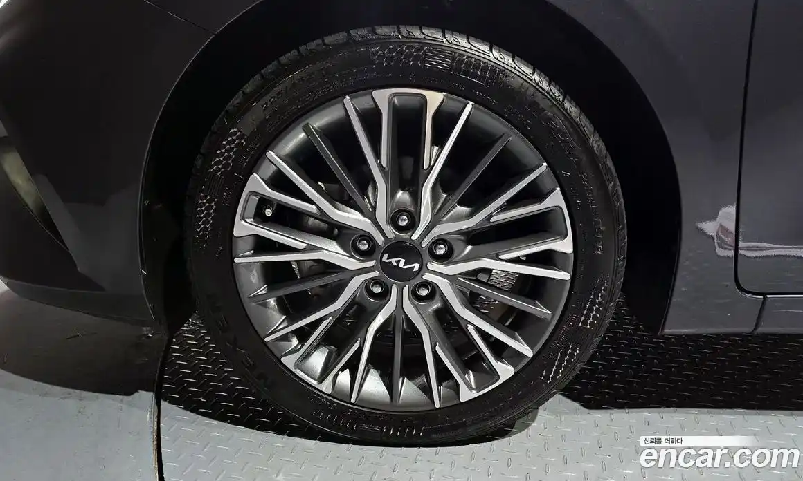 Kia K3 2022 1.6 Автомат в Москве № 613501, фото 5