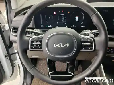 Kia Canival 2025 3.5 Автомат в Москве № 613649, миниатюра 12