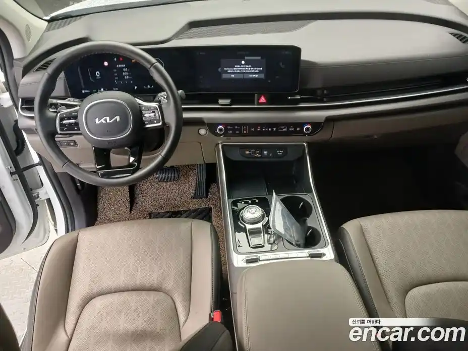 Kia Canival 2025 3.5 Автомат в Москве № 613649, фото 15