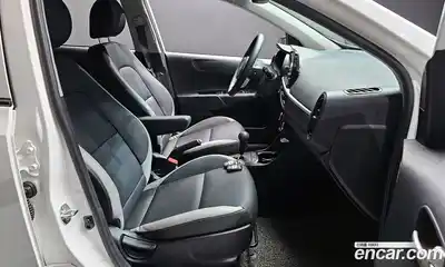 Kia Morning 2023 1.0 Автомат в Москве № 613851, миниатюра 11