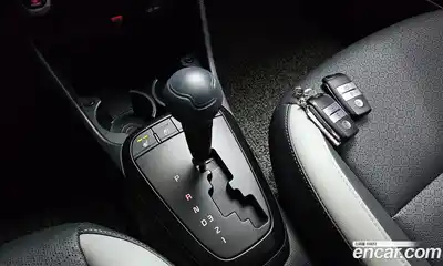 Kia Morning 2023 1.0 Автомат в Москве № 613851, миниатюра 9