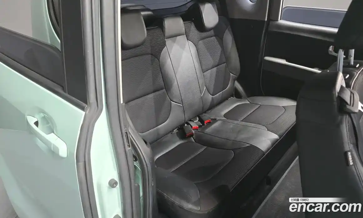 Kia Ray 2023 1.0 Автомат в Москве № 613873, фото 13