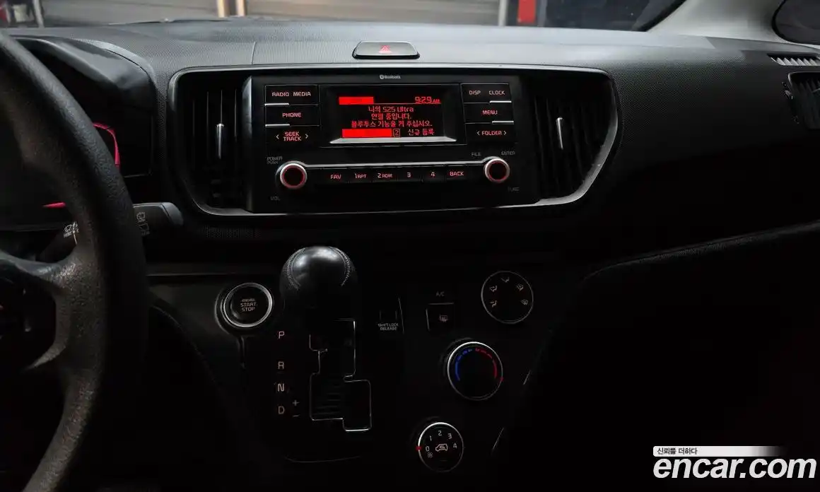 Kia Ray 2023 1.0 Автомат в Москве № 613873, фото 15