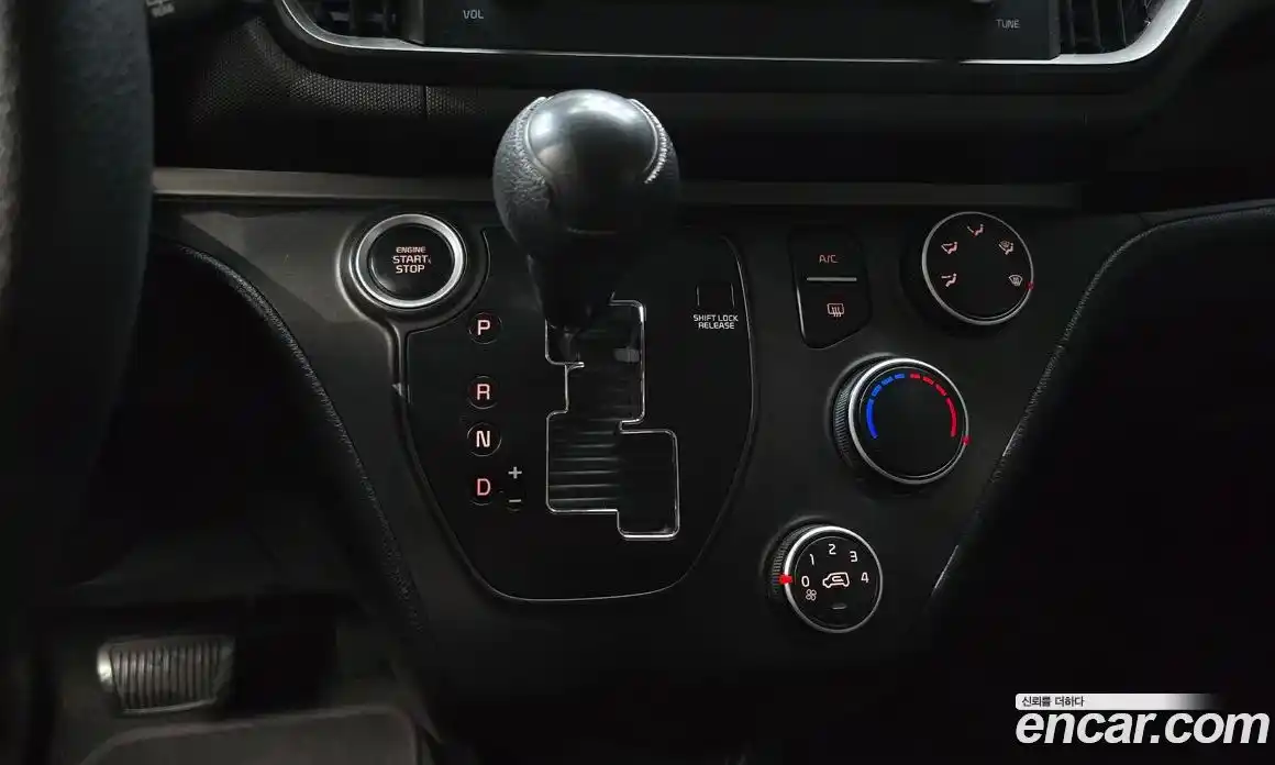 Kia Ray 2023 1.0 Автомат в Москве № 613873, фото 9