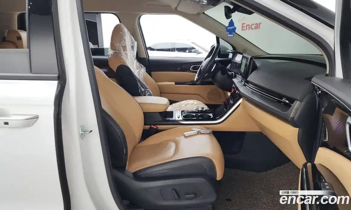 Kia Canival 2023 3.5 Автомат в Москве № 614010, фото 11