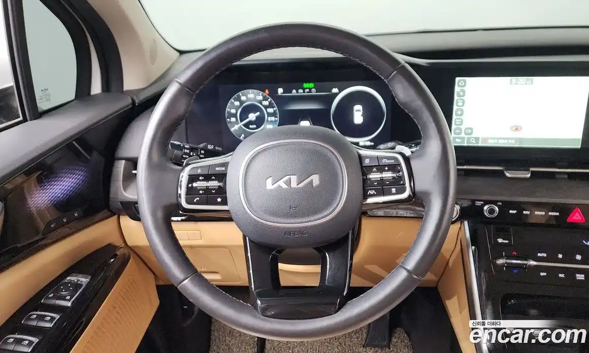 Kia Canival 2023 3.5 Автомат в Москве № 614010, фото 13