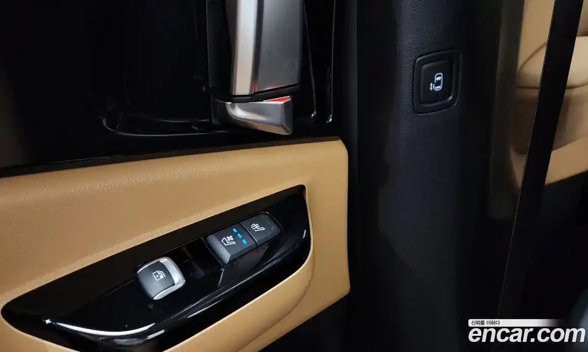 Kia Canival 2023 3.5 Автомат в Москве № 614010, фото 18