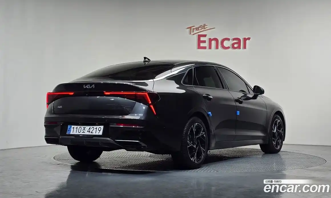 Kia K5 2024 1.6 Автомат в Москве № 614121, фото 1