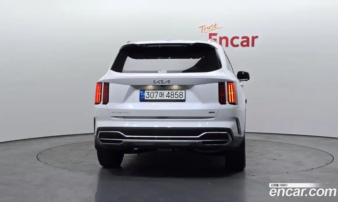 Kia Sorento 2023 2.2 Автомат в Москве № 614257, фото 4