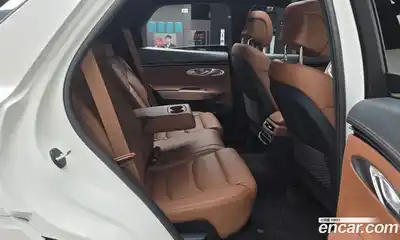 Genesis GV70 2024 2.5 Автомат в Москве № 614714, миниатюра 12