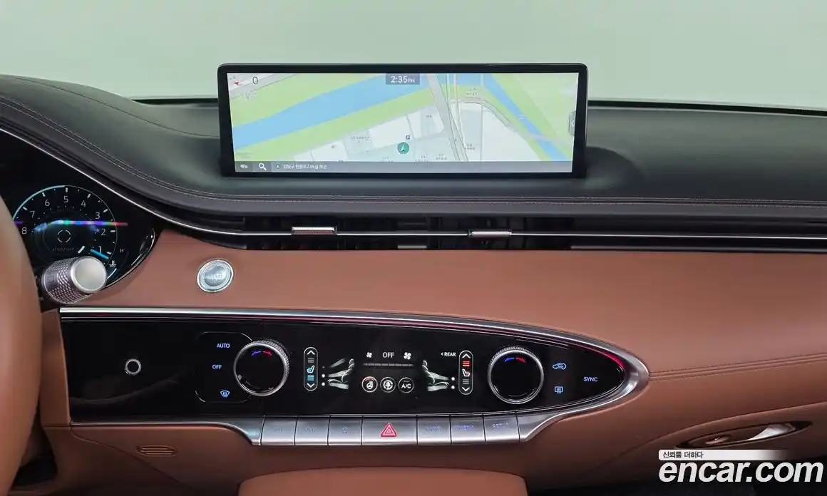 Genesis GV70 2024 2.5 Автомат в Москве № 614714, фото 14