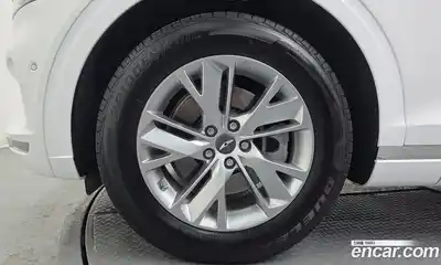 Genesis GV70 2024 2.5 Автомат в Москве № 614714, миниатюра 5