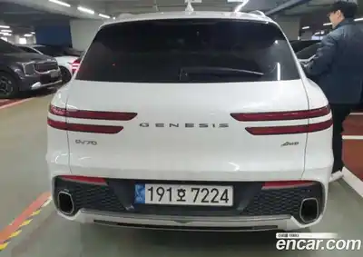 Genesis GV70 2023 2.5 Автомат в Москве № 614838, миниатюра 3
