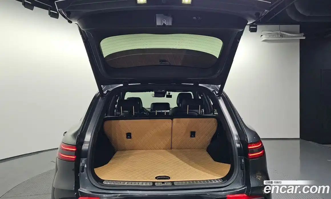 Genesis GV70 2023 2.5 Автомат в Москве № 614902, фото 20