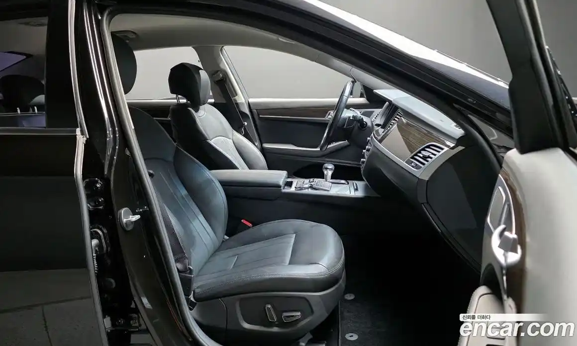 Genesis G80 2018 3.3 Автомат в Москве № 615293, фото 10