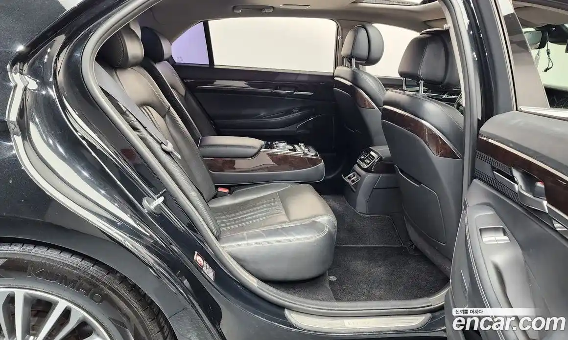 Genesis EQ900 2016 3.8 Автомат в Москве № 615572, фото 12