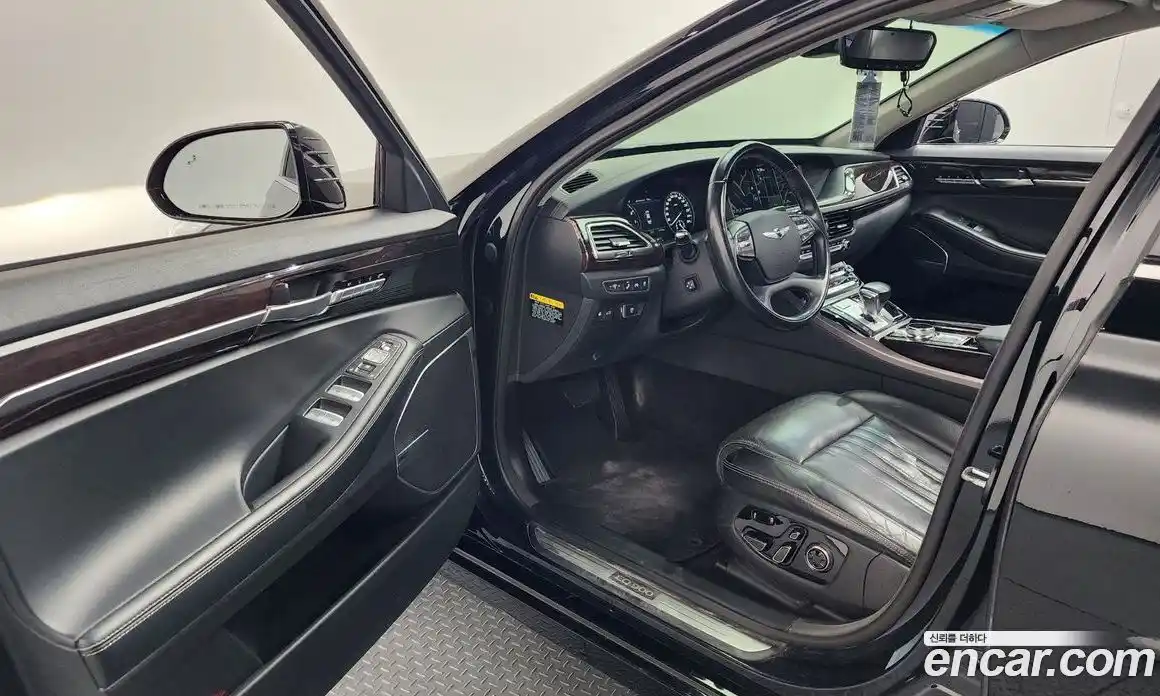 Genesis EQ900 2016 3.8 Автомат в Москве № 615572, фото 10