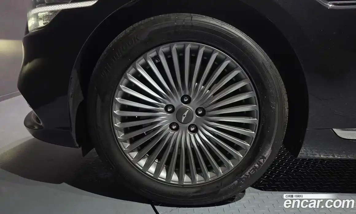 Genesis G90 2019 3.3 Автомат в Москве № 615597, фото 5