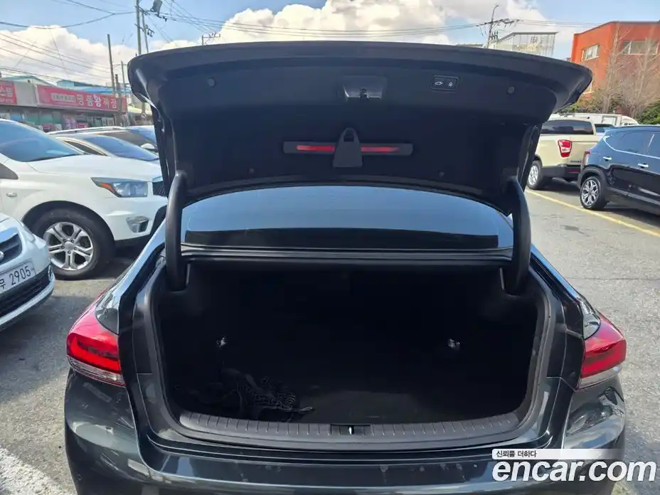 Genesis G80 2018 3.3 Автомат в Москве № 615660, фото 20