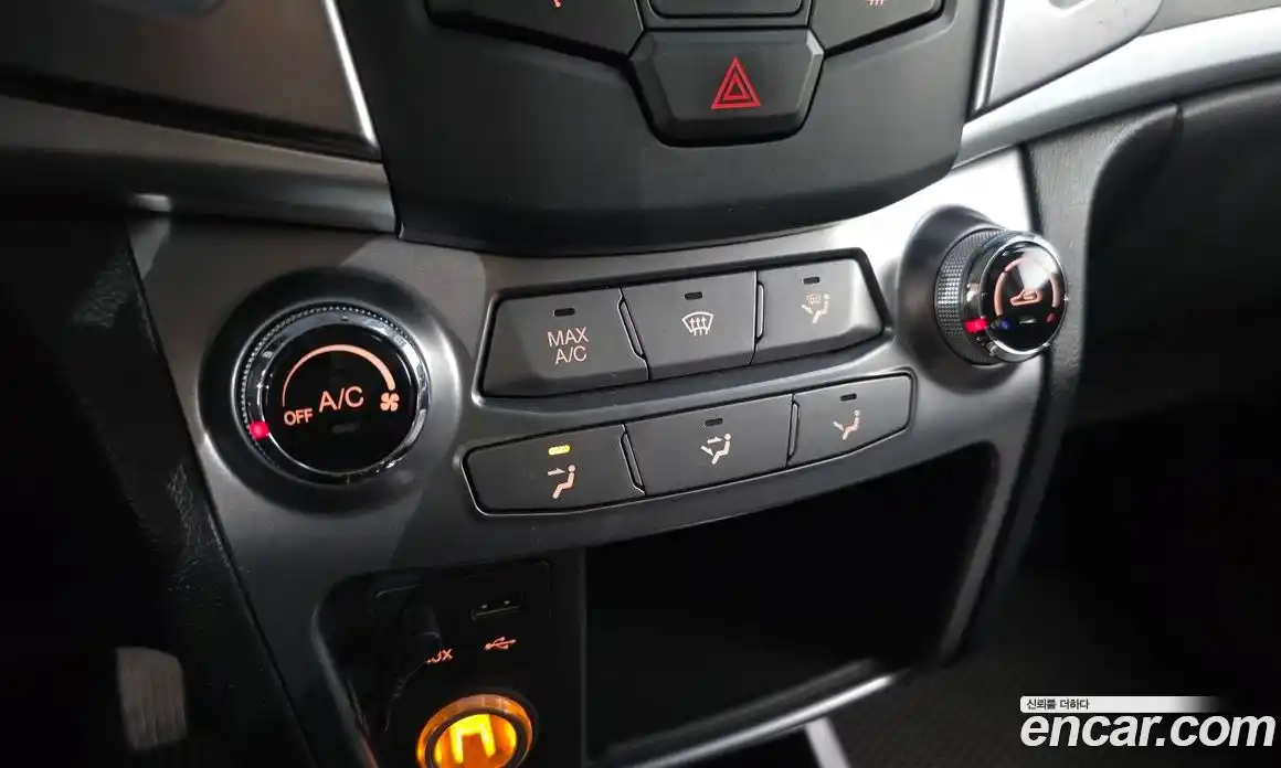 SsangYong Korando 2016 2.2 Автомат в Москве № 617007, фото 16