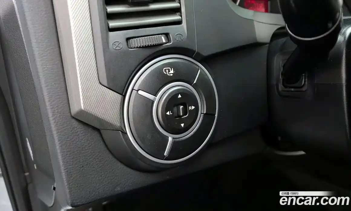 SsangYong Korando 2014 2.0 Автомат в Москве № 617387, фото 17