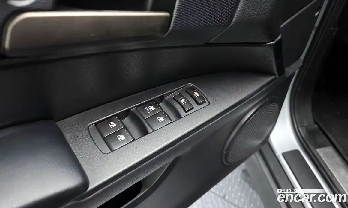 SsangYong Korando 2014 2.0 Автомат в Москве № 617387, фото 18