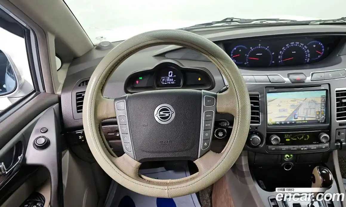 SsangYong Korando 2014 2.0 Автомат в Москве № 617390, фото 15