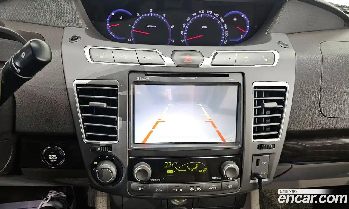 SsangYong Korando 2014 2.0 Автомат в Москве № 617390, фото 17