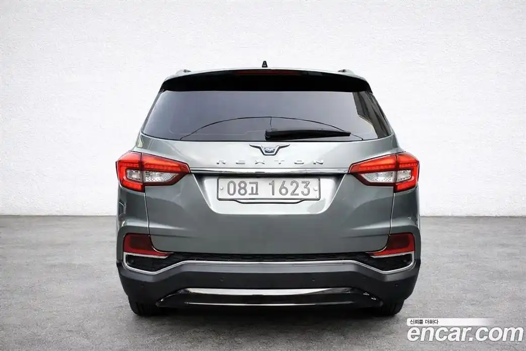 SsangYong Rexton 2018 2.2 Автомат в Москве № 617483, фото 3