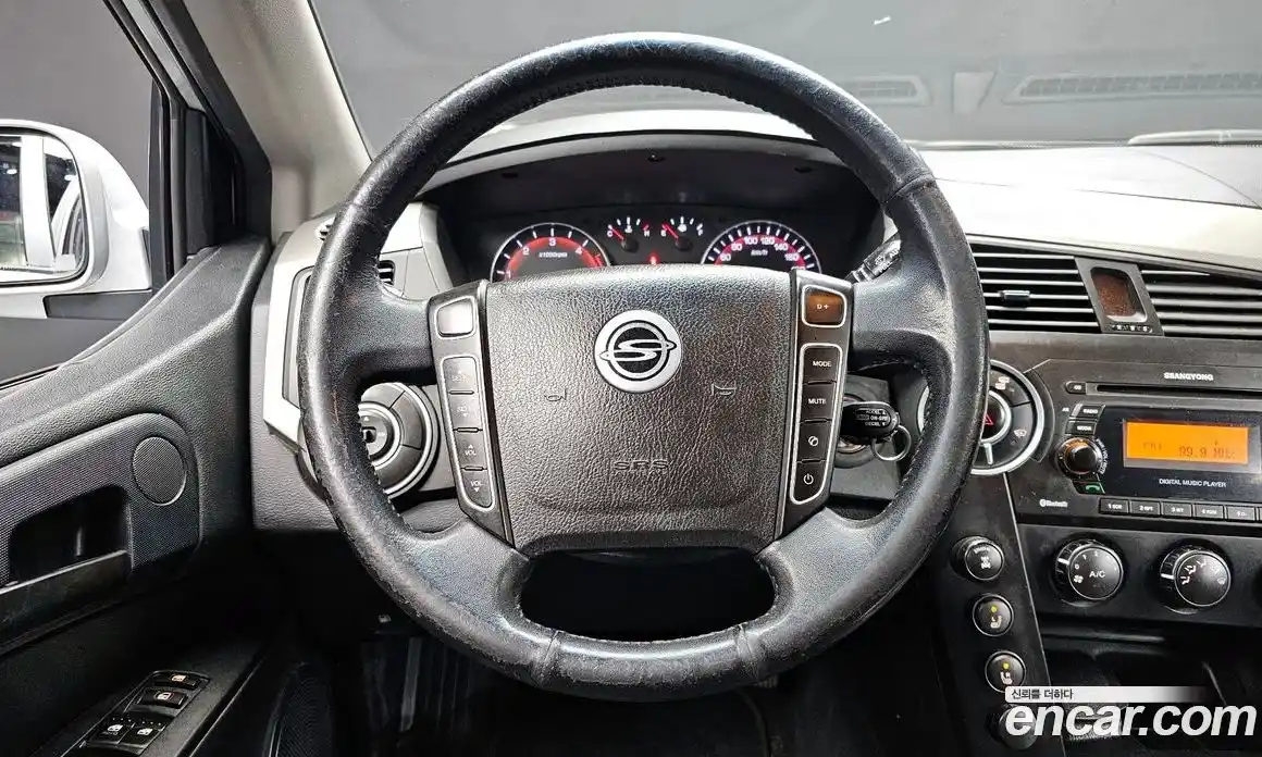 SsangYong Korando 2014 2.0 Автомат в Москве № 617498, фото 13