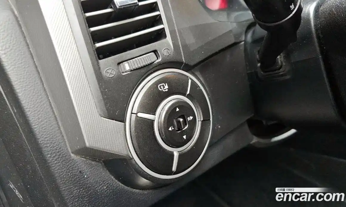 SsangYong Korando 2014 2.0 Автомат в Москве № 617498, фото 15