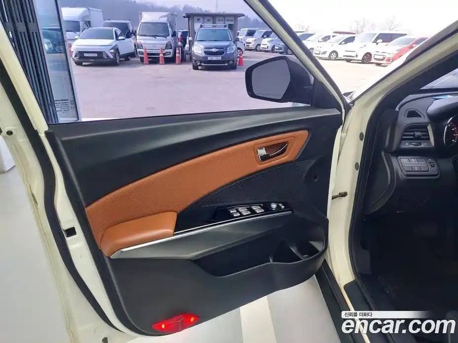 SsangYong TIBOLI 2019 1.6 Автомат в Москве № 617783, фото 11