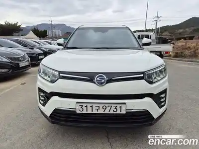 SsangYong TIBOLI 2022 1.5 Автомат в Москве № 617798, миниатюра 2