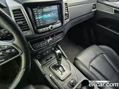 SsangYong Rexton 2018 2.2 Автомат в Москве № 617817, миниатюра 10