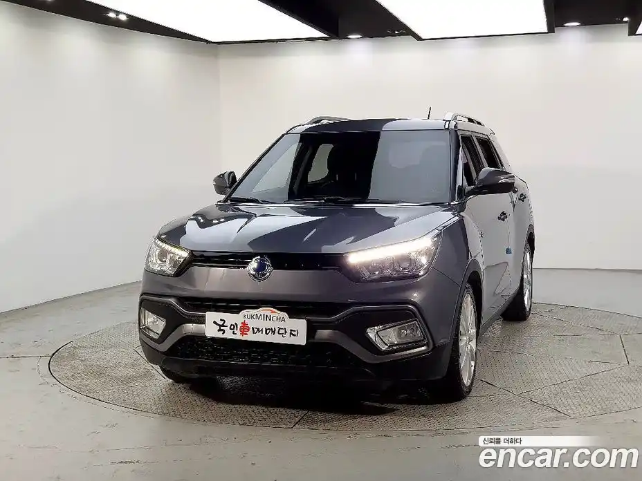 SsangYong TIBOLI 2016 1.6 Автомат в Москве № 617942, фото 1