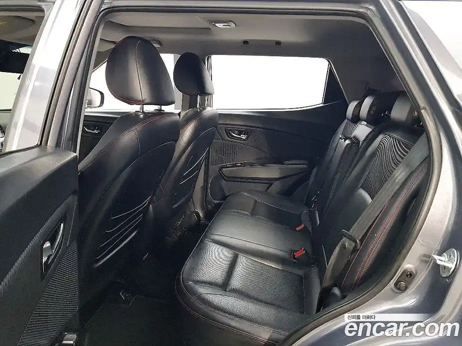 SsangYong TIBOLI 2016 1.6 Автомат в Москве № 617942, фото 7