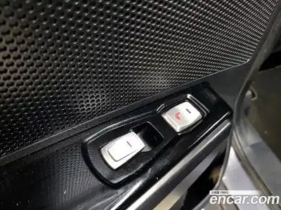 SsangYong TIBOLI 2016 1.6 Автомат в Москве № 617942, миниатюра 9