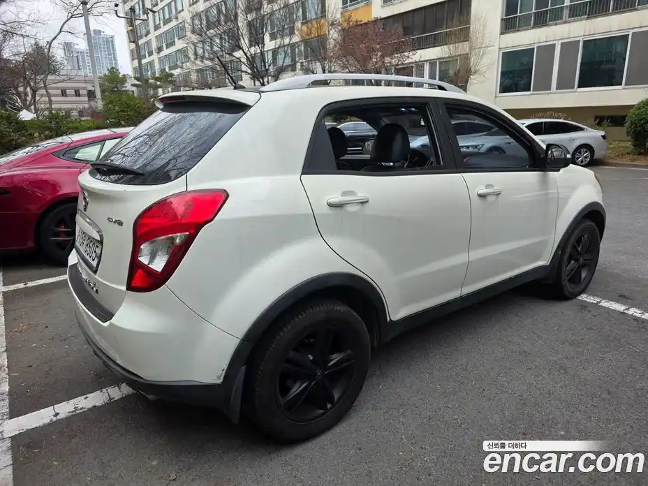 SsangYong Korando 2015 2.0 Механическая в Москве № 617945, фото 8