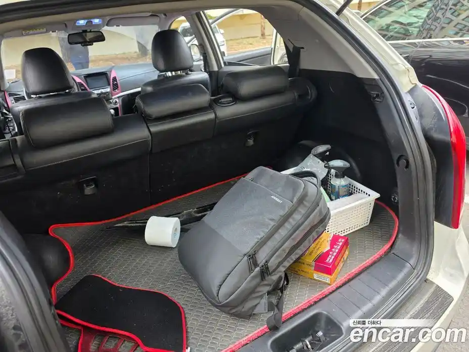 SsangYong Korando 2015 2.0 Механическая в Москве № 617945, фото 9