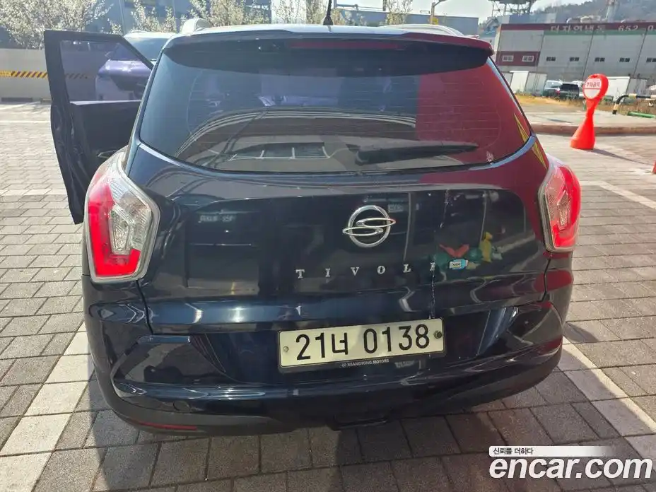 SsangYong TIBOLI 2016 1.6 Автомат в Москве № 618002, фото 6