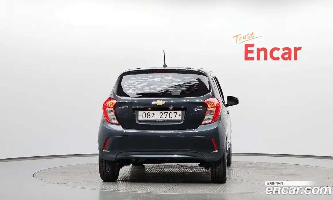 Chevrolet Spark 2017 1.0 Автомат в Москве № 618268, фото 3