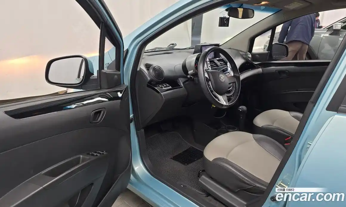 Chevrolet Spark 2012 1.0 Автомат в Москве № 618612, фото 10