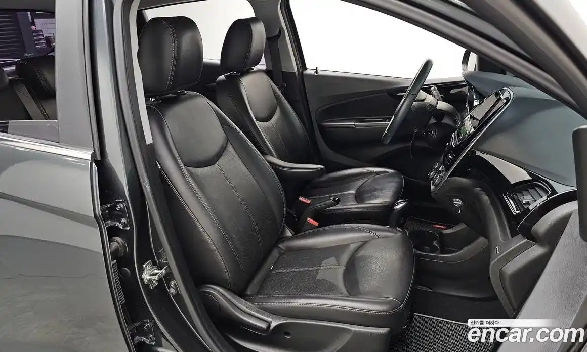 Chevrolet Spark 2017 1.0 Автомат в Москве № 618623, фото 9