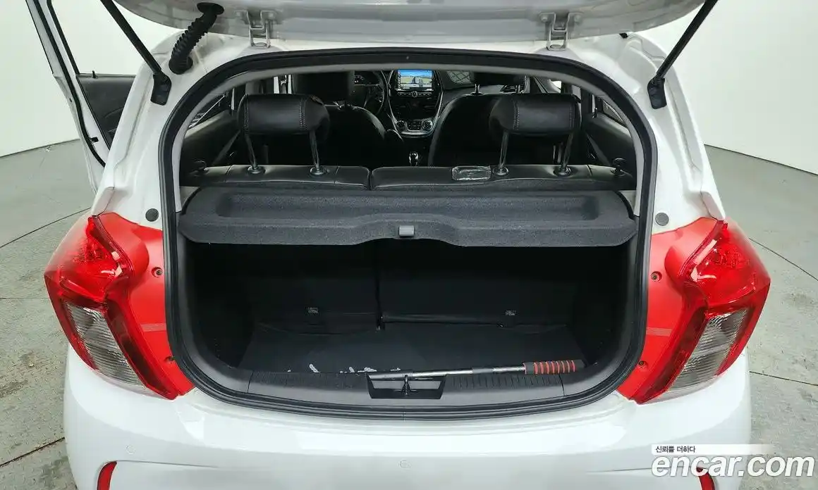 Chevrolet Spark 2016 1.0 Автомат в Москве № 618726, фото 20