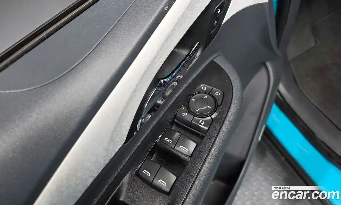 Chevrolet Bolt EV 2021 0.2 Автомат в Москве № 618743, фото 16