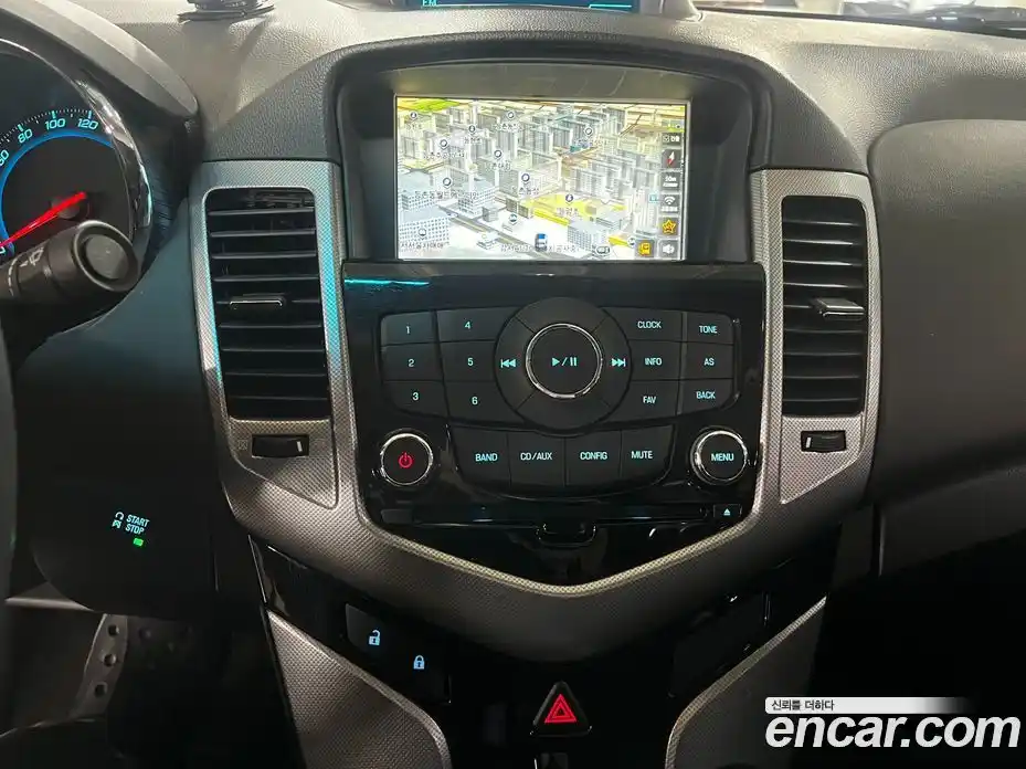 Chevrolet Cruze 2011 1.8 Автомат в Москве № 619011, фото 13