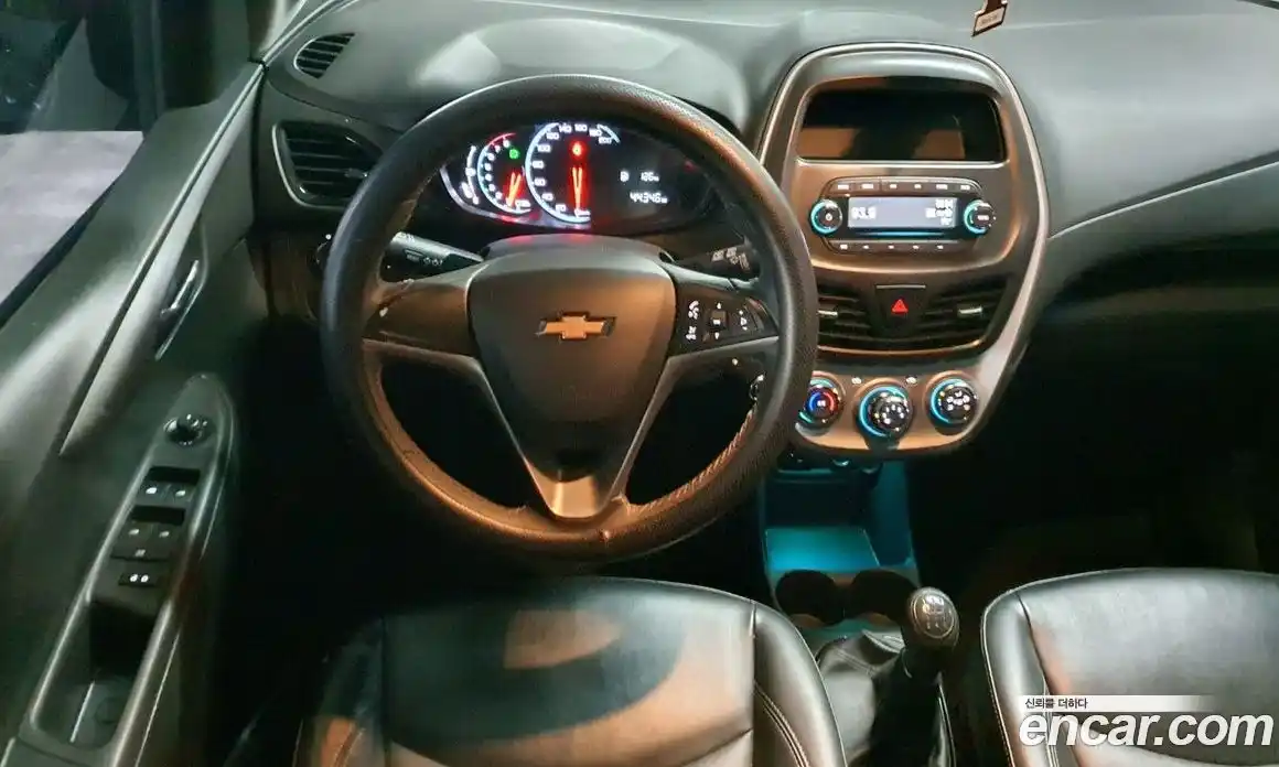 Chevrolet Spark 2018 1.0 Механическая в Москве № 619023, фото 12