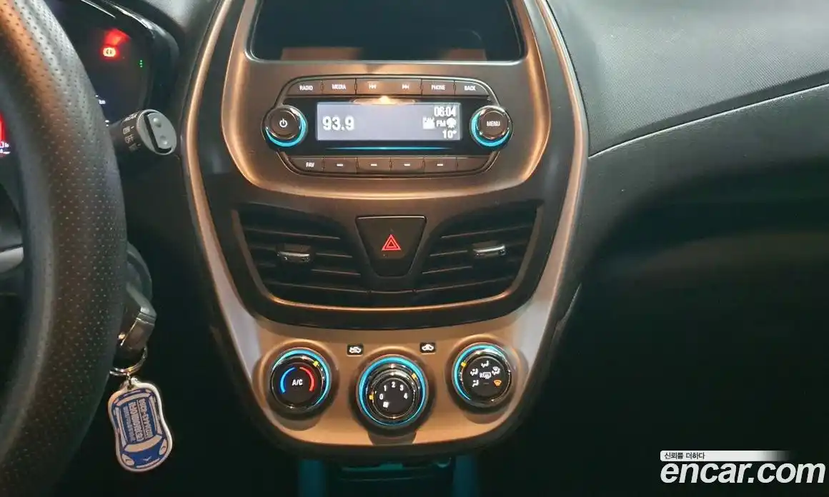 Chevrolet Spark 2018 1.0 Механическая в Москве № 619023, фото 16