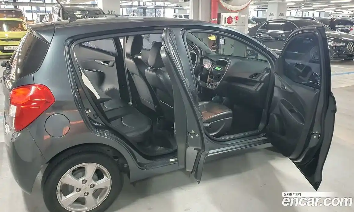 Chevrolet Spark 2018 1.0 Механическая в Москве № 619023, фото 20